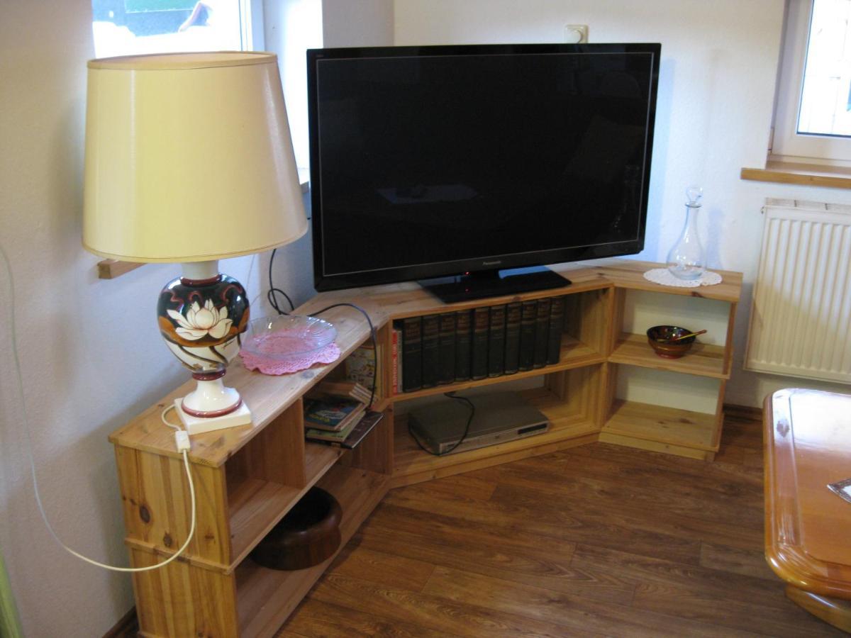 Ferienwohnung Aurich Sandhorst Eg Mit Terrasse Und Kleinem Garten Exteriör bild